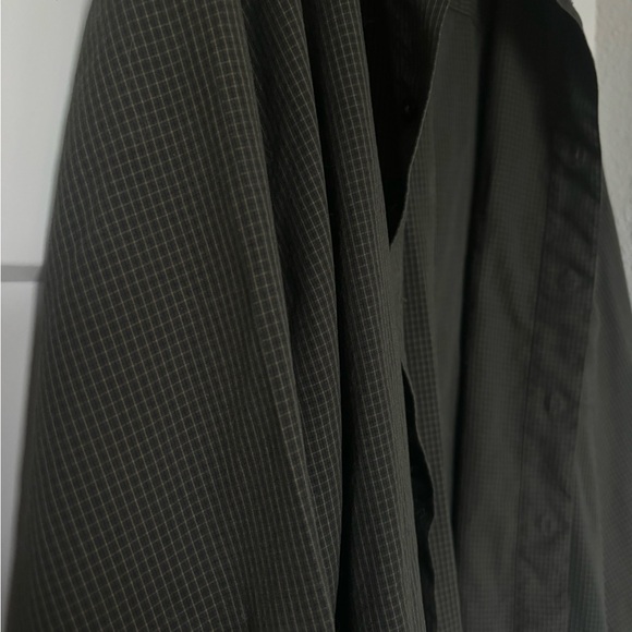 M.E. Sport Collection Dark Green Checkered Shirt - Picture 2 of 6